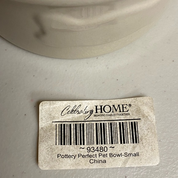Celebrating Home Pottery Perfect Pet Bowl - Picture 2 of 9